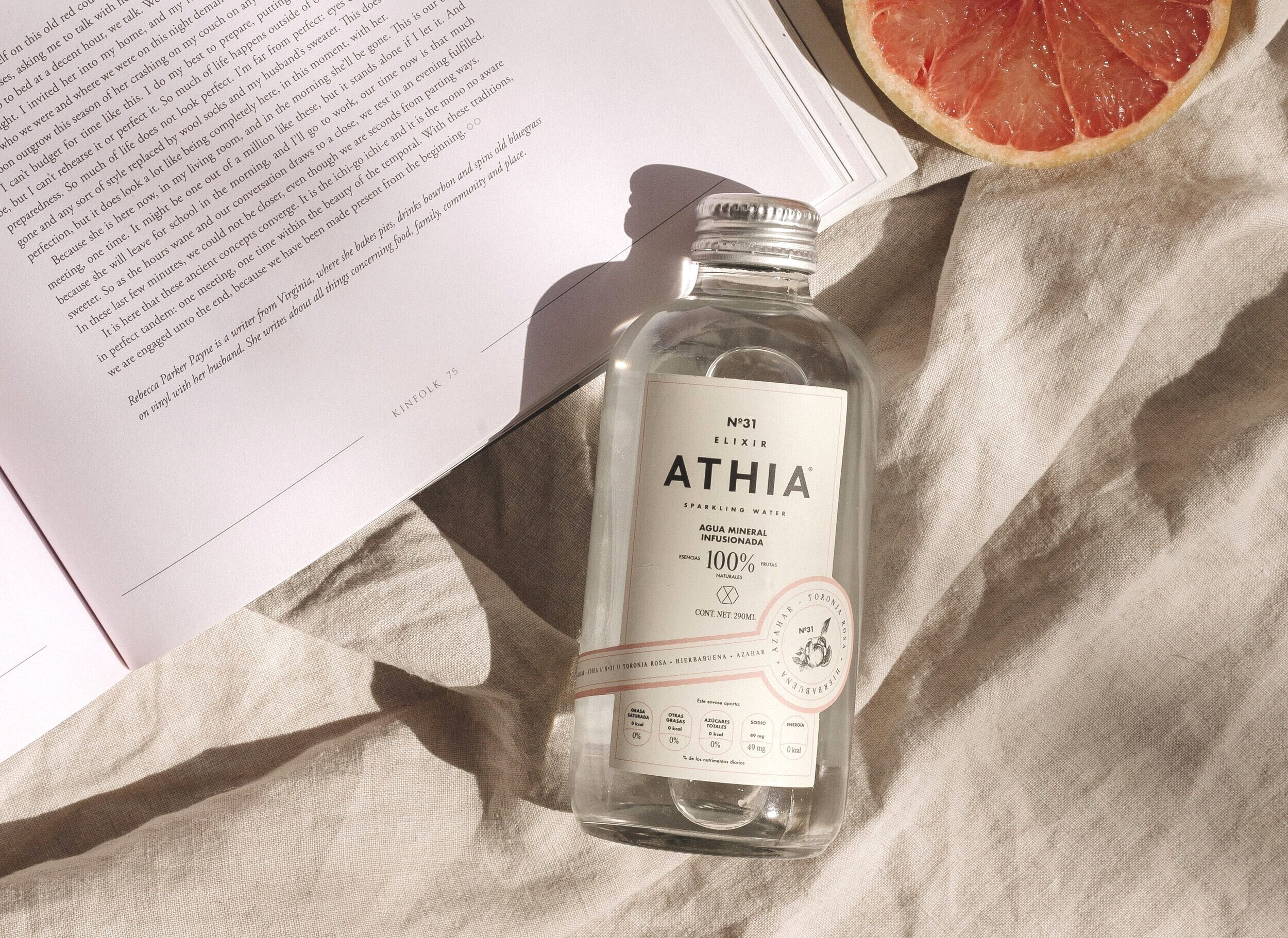 013e84a5 ff77 496f ac6b 292d53f5f382 athia%2bsparkling%2bwater%2bbottle%2bdesign