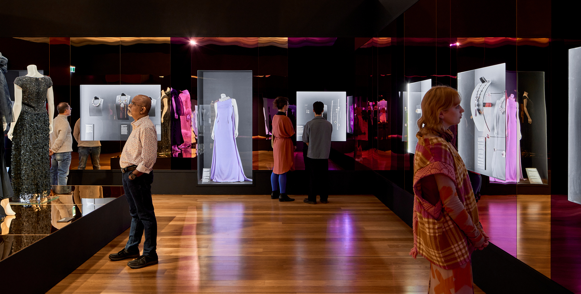 450edeb5 77ce 42d7 8da3 20d97c0c49a4 margot exhibition 6