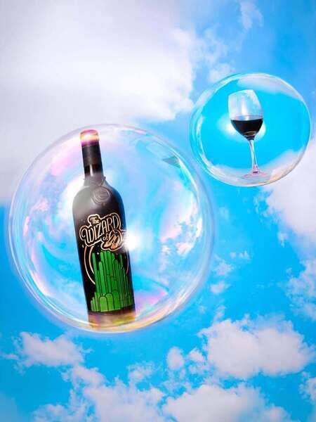 A little late to the party but here is my #releaseday2026 project! Loved doing the shooting and editing for this @photoshop @adobe @creative.quests #cmfieldtrips #photos #winephotography #productphotographer @manoswine