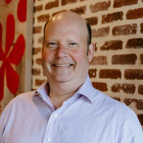 Joe z headshot cropped