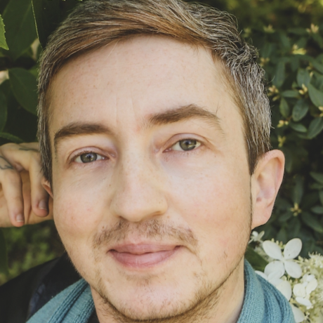 Thumbnail hdsht smile flower bkgd  9.23  annie bowers.wixsite.com anniebeephotography