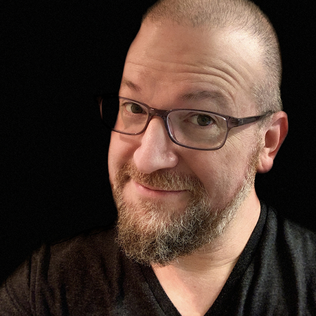 2021 headshot square