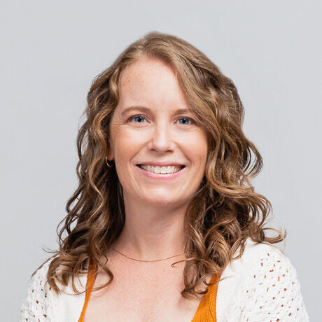 Rachel headshot e1722871560604