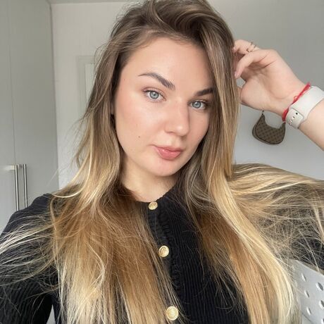 0aea0e26 2225 42bd 8b0a da3ae6e31371