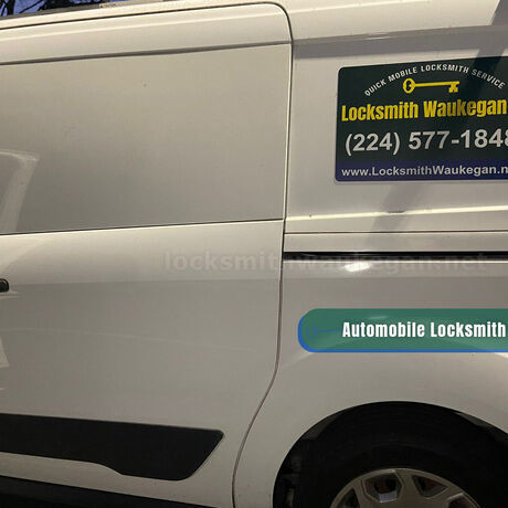Locksmith waukegan automobile locksmith service