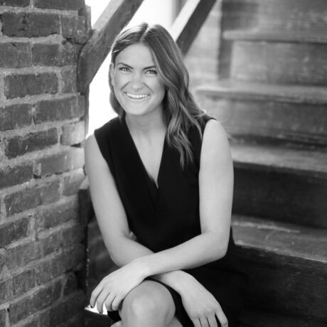 Molly magnarelli headshot