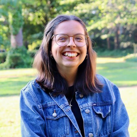 Kacey riel headshot 2