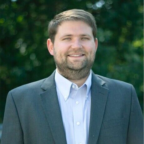 Linkedin   taylor jones