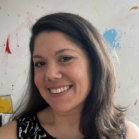 Amy regan headshot 2024