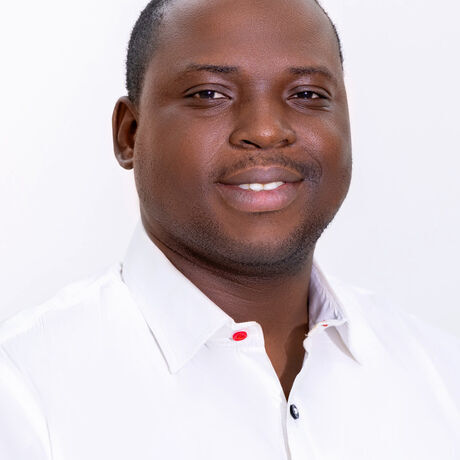    231120 fmcide team headshot  6172 copy 2