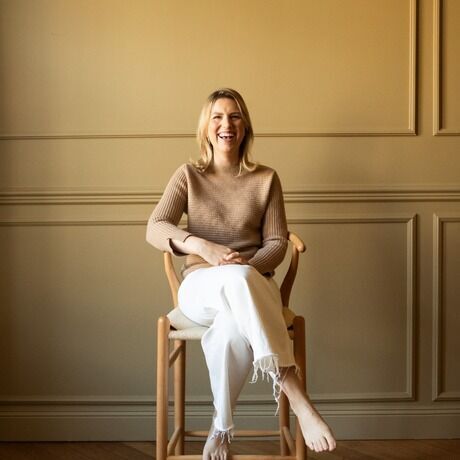 Sarah shooting vivi karl