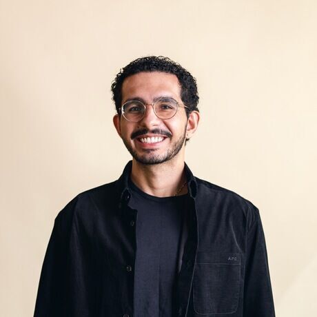 0403 airbnb headshots ceo q a 147