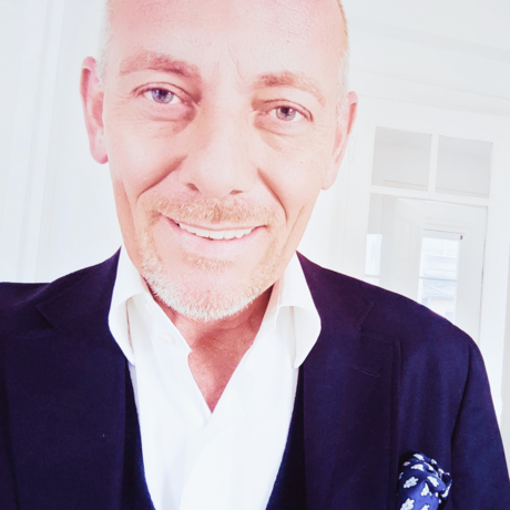 Vg antic profil photo linkedin