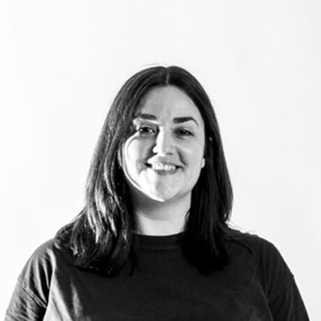 Linkedin profile picture02