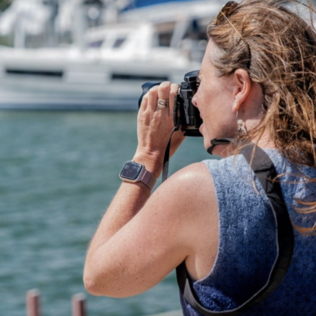 Judith met camera