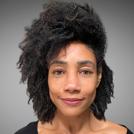 Meleah headshot square