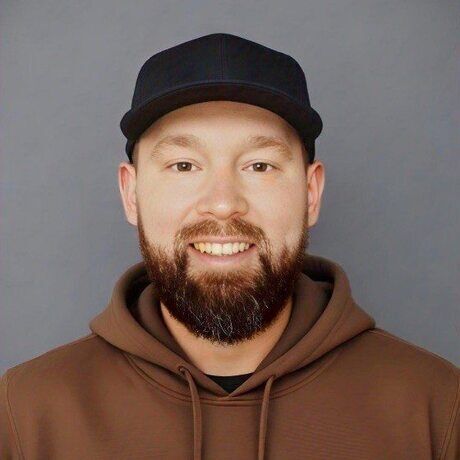 Photo 2025 05 03 19.03.04