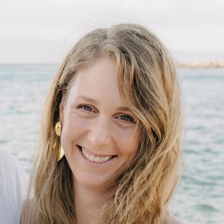 Jen headshot