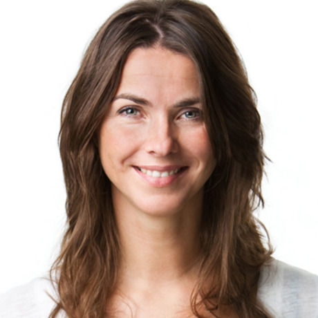 Steffi dumke close