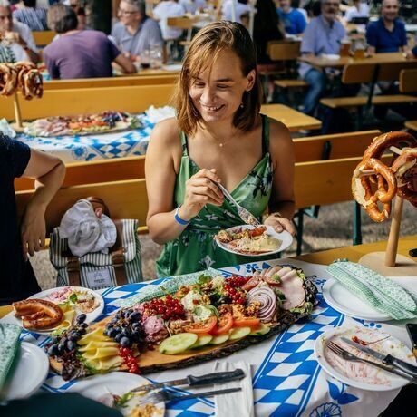 B5da1975 7c3e 4505 a52d be73938dc54b