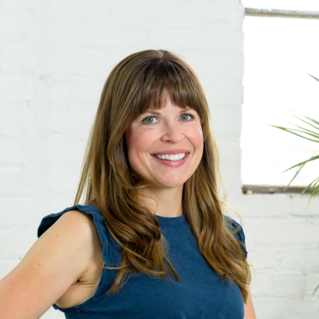 Lisa skelton headshot