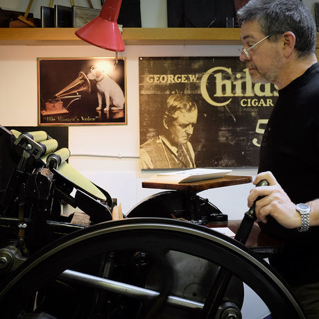 Feeding the 1905 c p oldstyle platen 1096 crpd