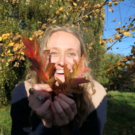 Hope   leaves headshot