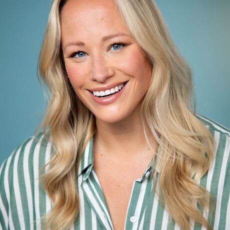 Alyssa alexander headshot 2025 large