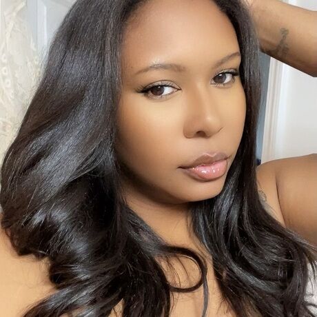 Facetune 09 05 2025 20 11 41