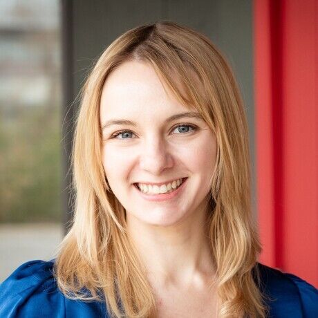 Kasia headshot 23  2 crop