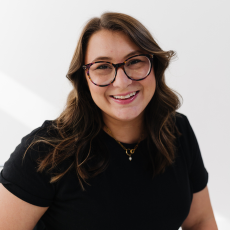 Main feed marketing personal email signature