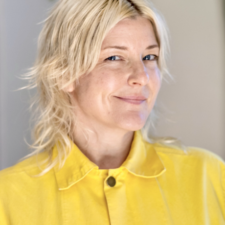 Aj nielsen headshot 2025 medium