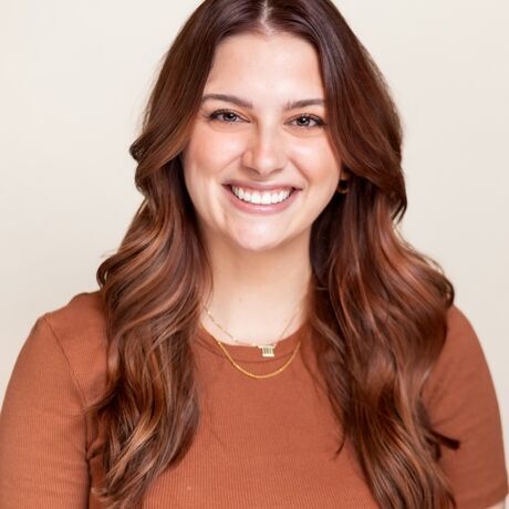 Kaciesommersheadshot