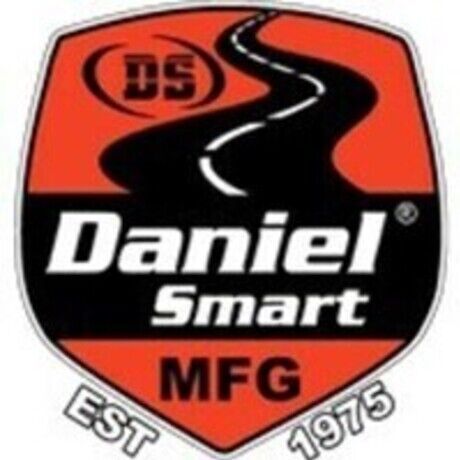 Daniel smart logo 80x2x ezgif.com resize  7 