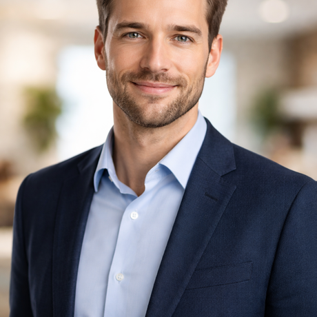 Professional headshot of oliver snow  2 