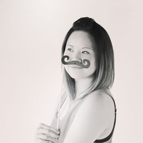 Rachel ko moustache