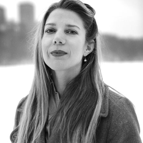 Angela  bw kvadrat