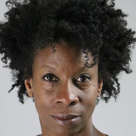 Dani headhsot 2017 4746 2