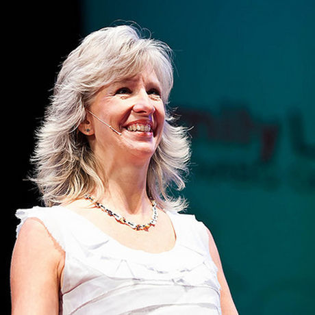 Emily leach headshot lr