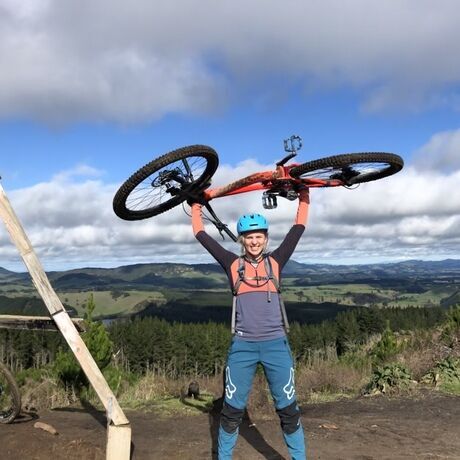 Aaad1b6d 0b19 4979 b962 45ca508a092f