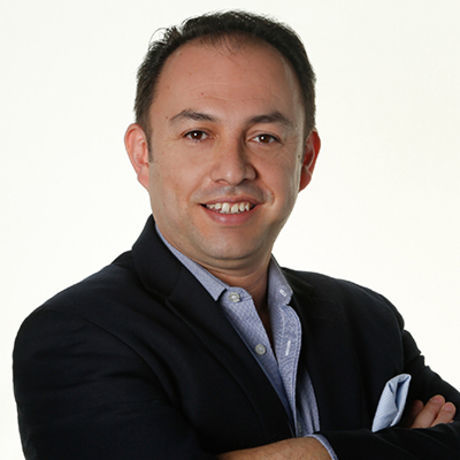 Linkedin headshot 400x400