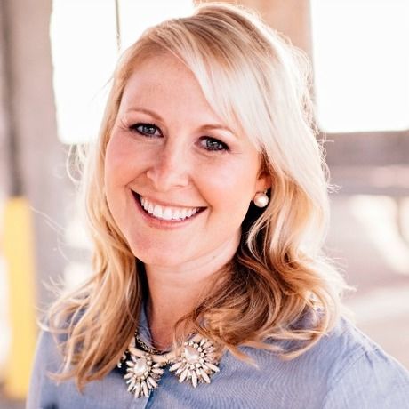 Square compressed headshot taryn