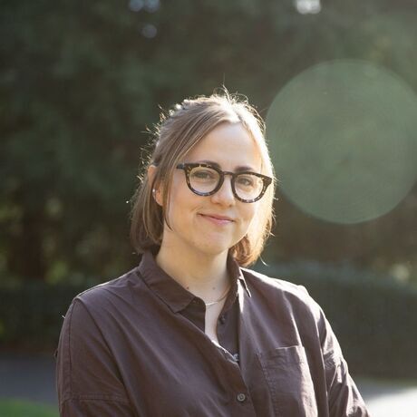 Julie bloom kindred holistic therapy