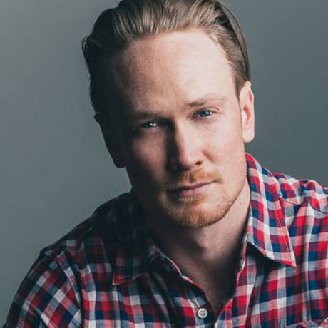 Aran seaman headshot