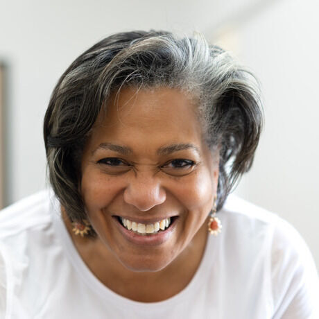 0625 amy profile 720x720 in white