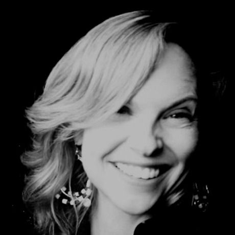 Samantha meazell headshot