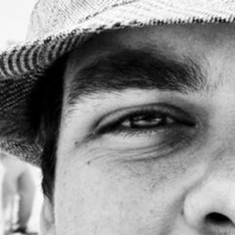 D59ec6d5a3717c68d849892348aee303