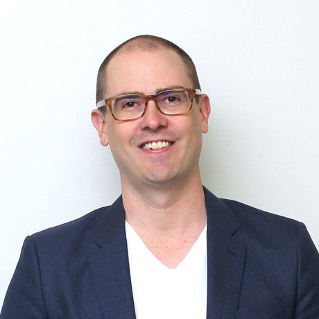 Nat w headshot 01 lo