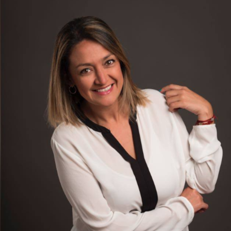Tatiana rian%cc%83o caro