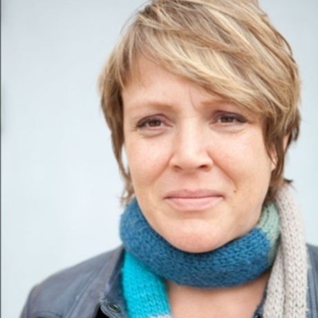 031bb0f51bddc43740ef255df5f64438